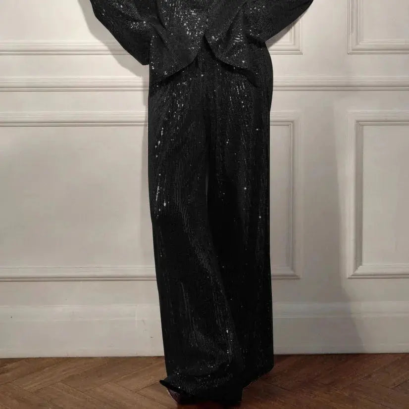 Dazzle Effortlessly: Sequin Suit Set for Any Occasion
