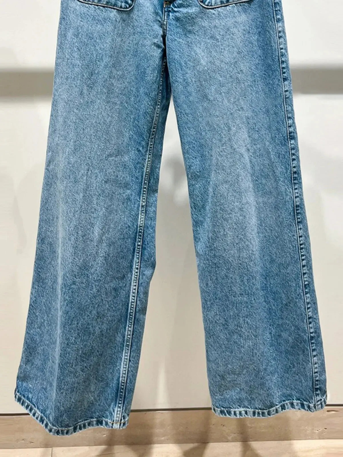 Breeze Through Your Day: Effortless Chic Jeans