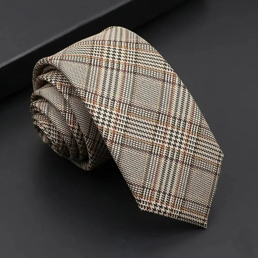 Streamlined Black Tie
