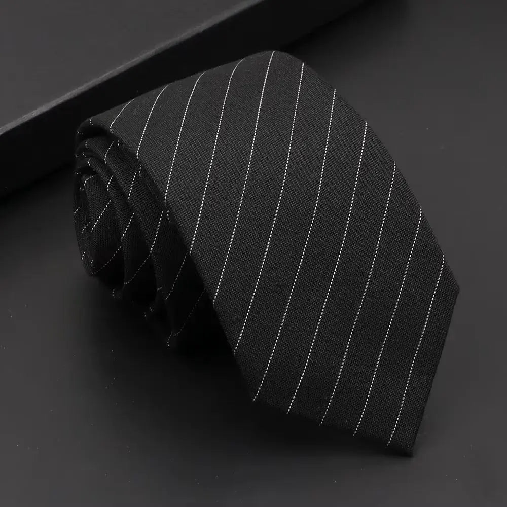 Streamlined Black Tie