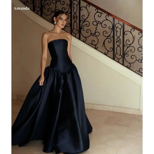 Enchant the Night: Custom Satin Evening Gown