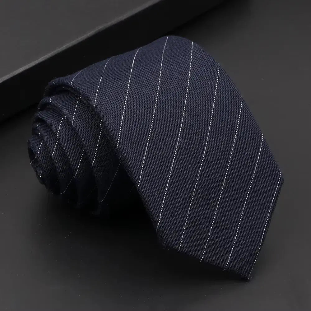 Streamlined Black Tie