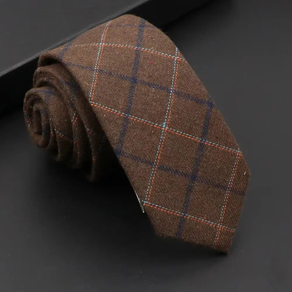 Streamlined Black Tie
