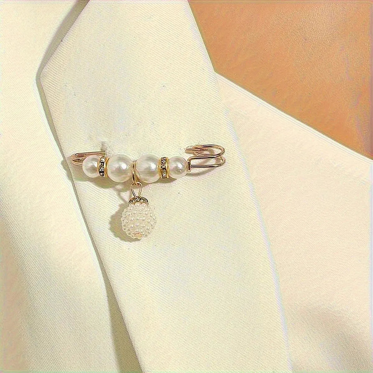 Pearlescent Whispers 14-Piece Brooch Set