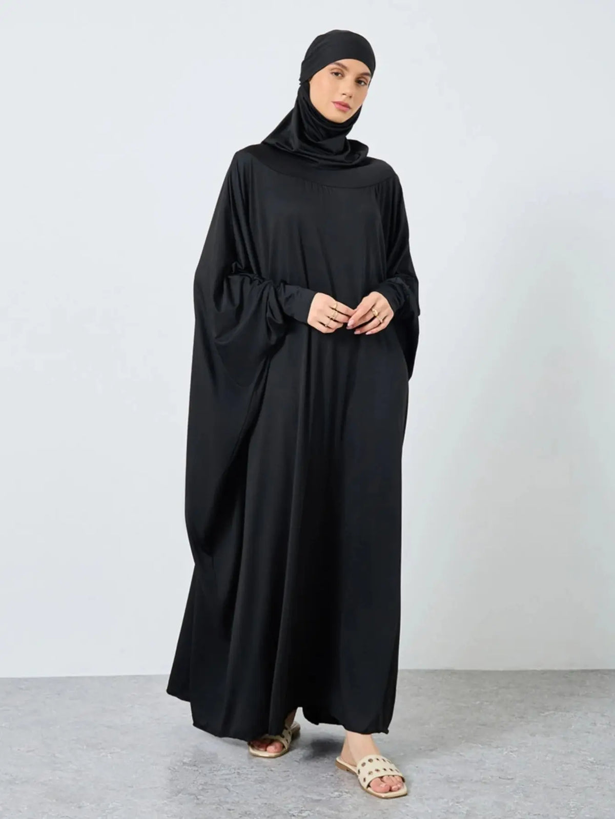 Hooded Loose-Fit Abaya